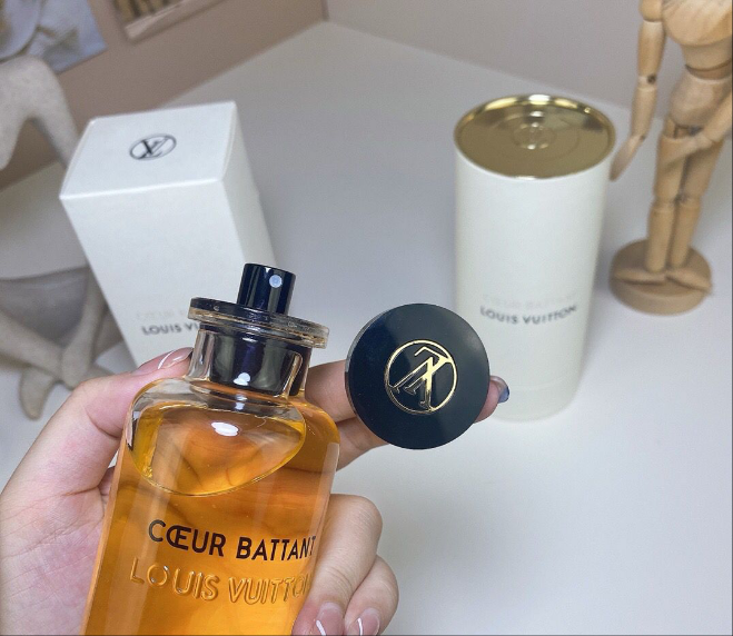 Louis Vuitton throbbing Heart 100ml Louis Vuitton Coeur Louis Vuitton throbbing Heart 100ml Louis Vuitton Coeur